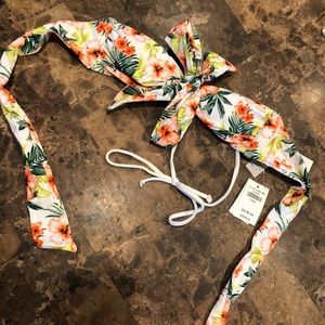 Hollister swimsuit top